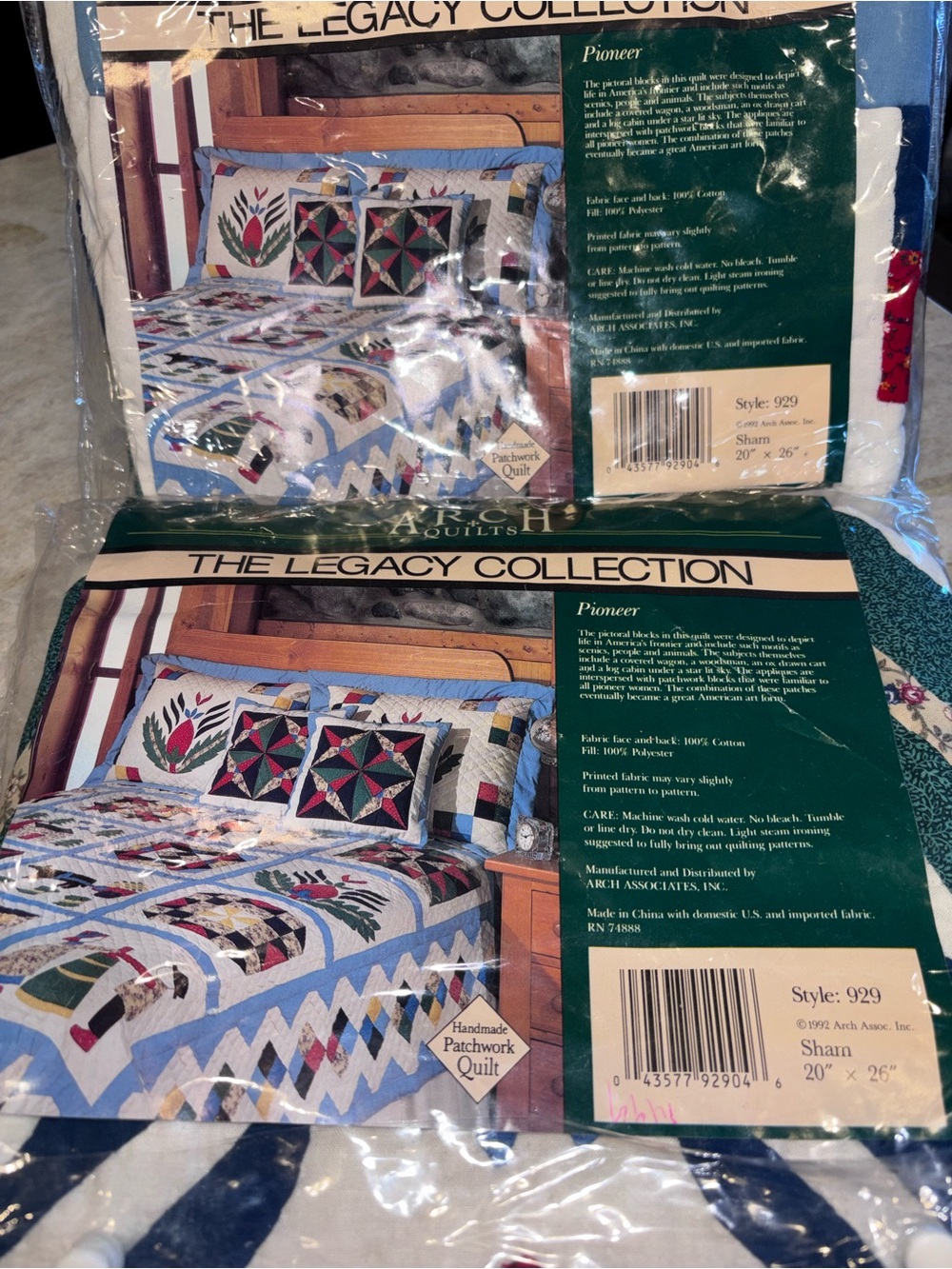 Pair Arch the legacy collection, Pioneer pattern number 929 nwt pillow shams